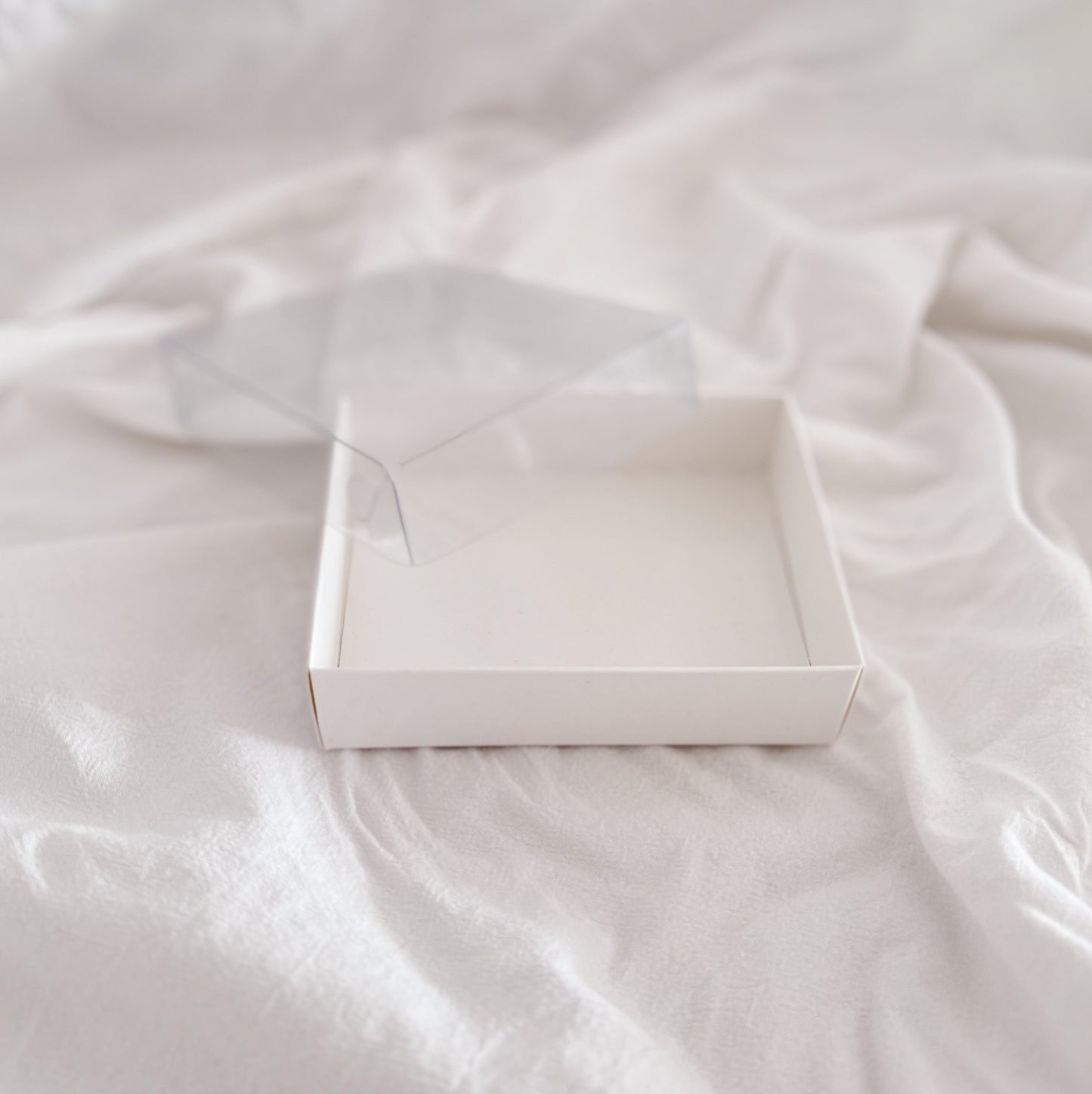 Box mit transparentem Fenster 9x12x3 cm